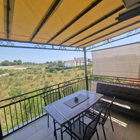 Nera Apartment