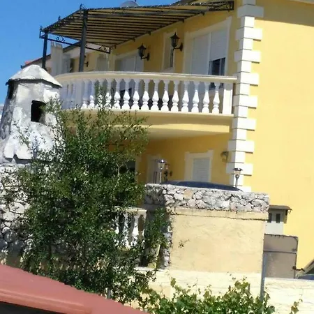 Nera Apartment *