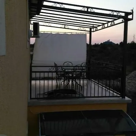Nera Apartment